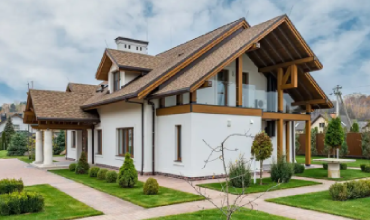 Приватний будинок у передмісті